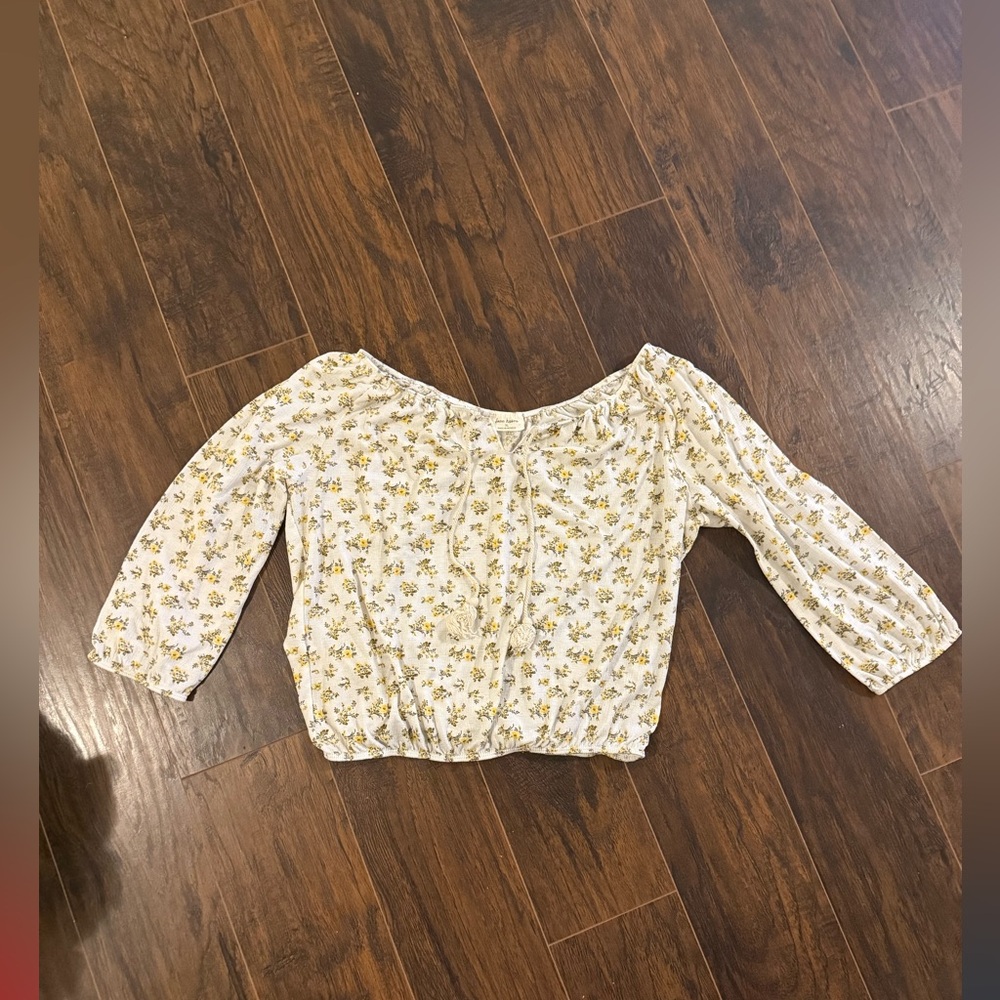 Free Kisses White and Yellow Floral Top